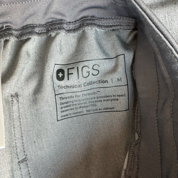 Figs high waisted Zamora jogger scrubs - Picture 3 of 3